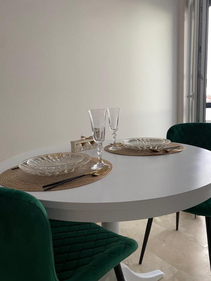 تيميشورا Apartamente Cu Un Dormitor المظهر الخارجي الصورة