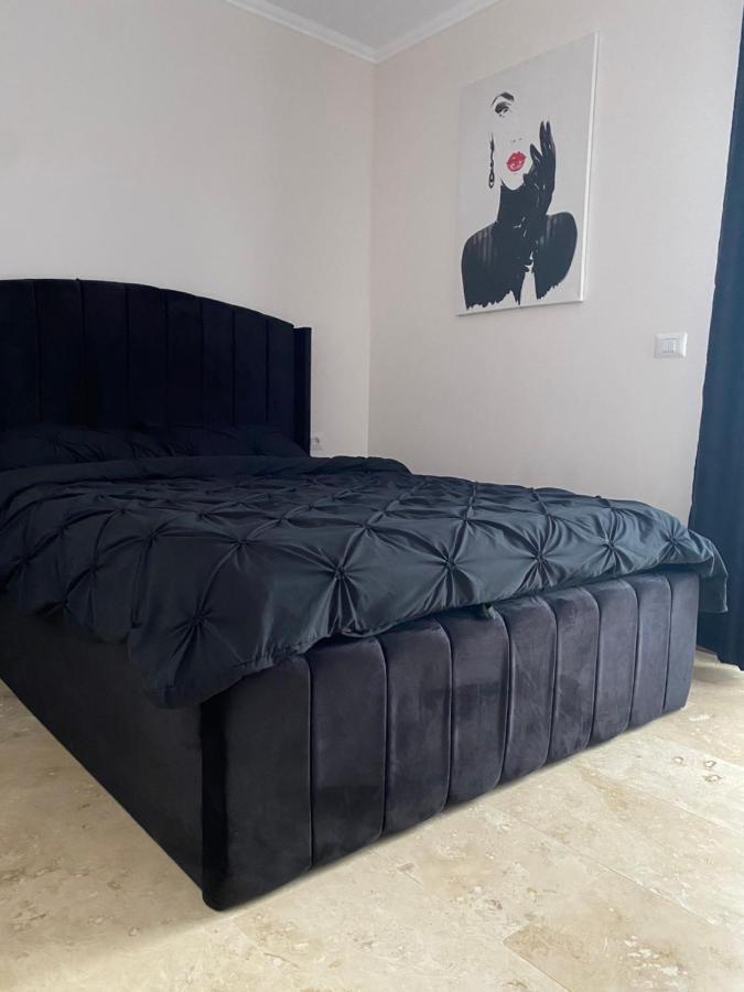 تيميشورا Apartamente Cu Un Dormitor المظهر الخارجي الصورة